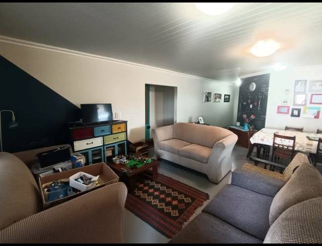 4 BEDROOM HOUSE FOR SALE IN HARTENBOS HEUWELS